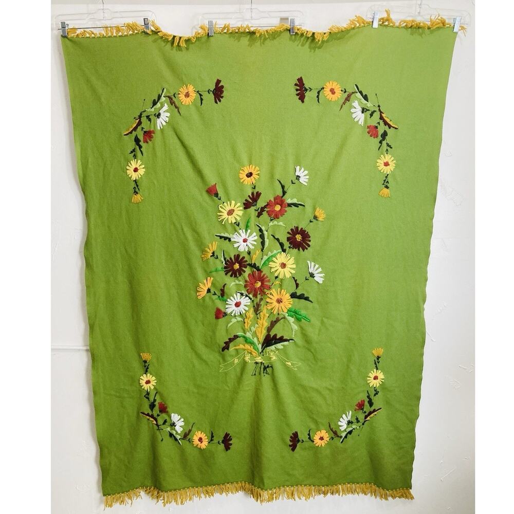 Vintage 70s Style Crewel Embroidery Floral Blanket Wall Hangin Fringe Grannycore
